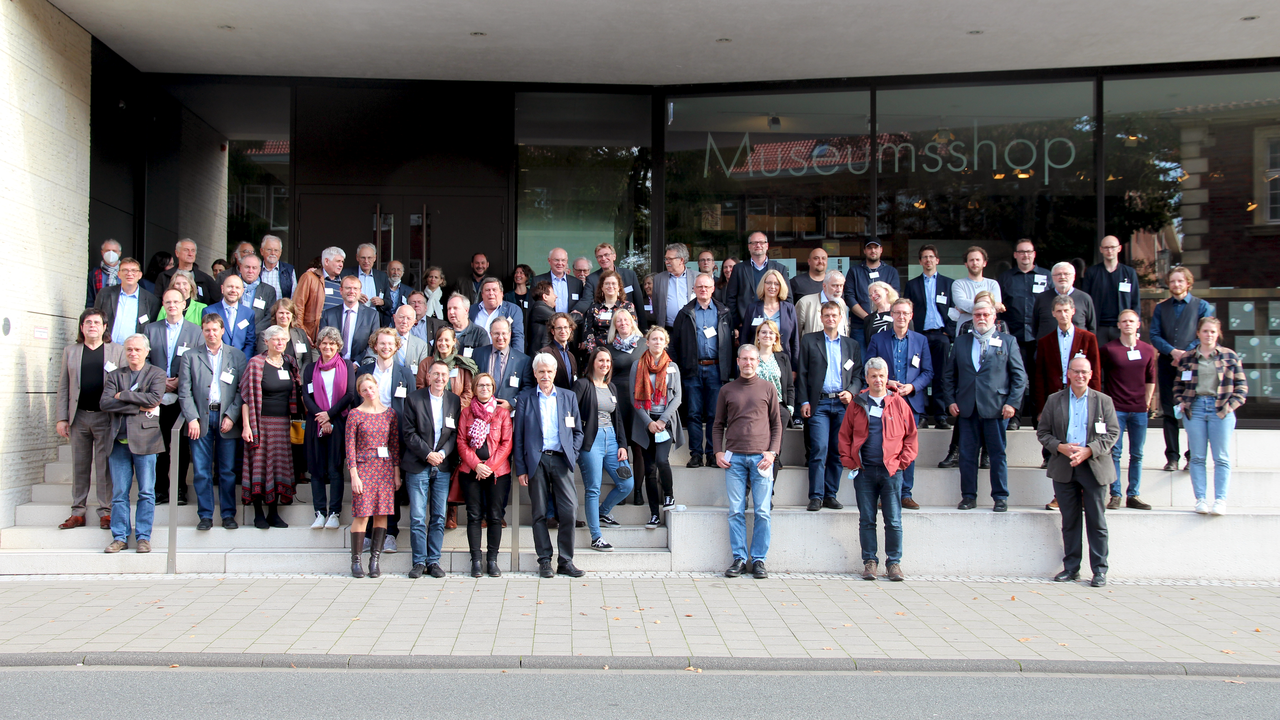 Das Gruppenfoto der Tagung.