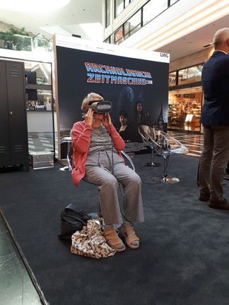 Drei Minuten Zeit für einen VR-Film haben viele bei ihrem Einkaufsbummel.